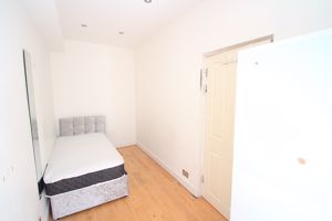 Photo 26- click for photo gallery